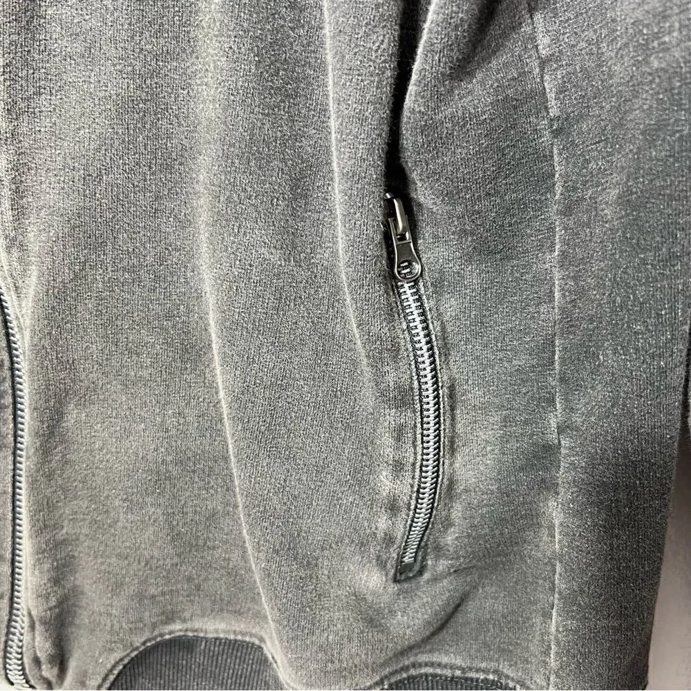 Standard‎ cloth, adult size, medium, full, zip, jacket with zip pockets